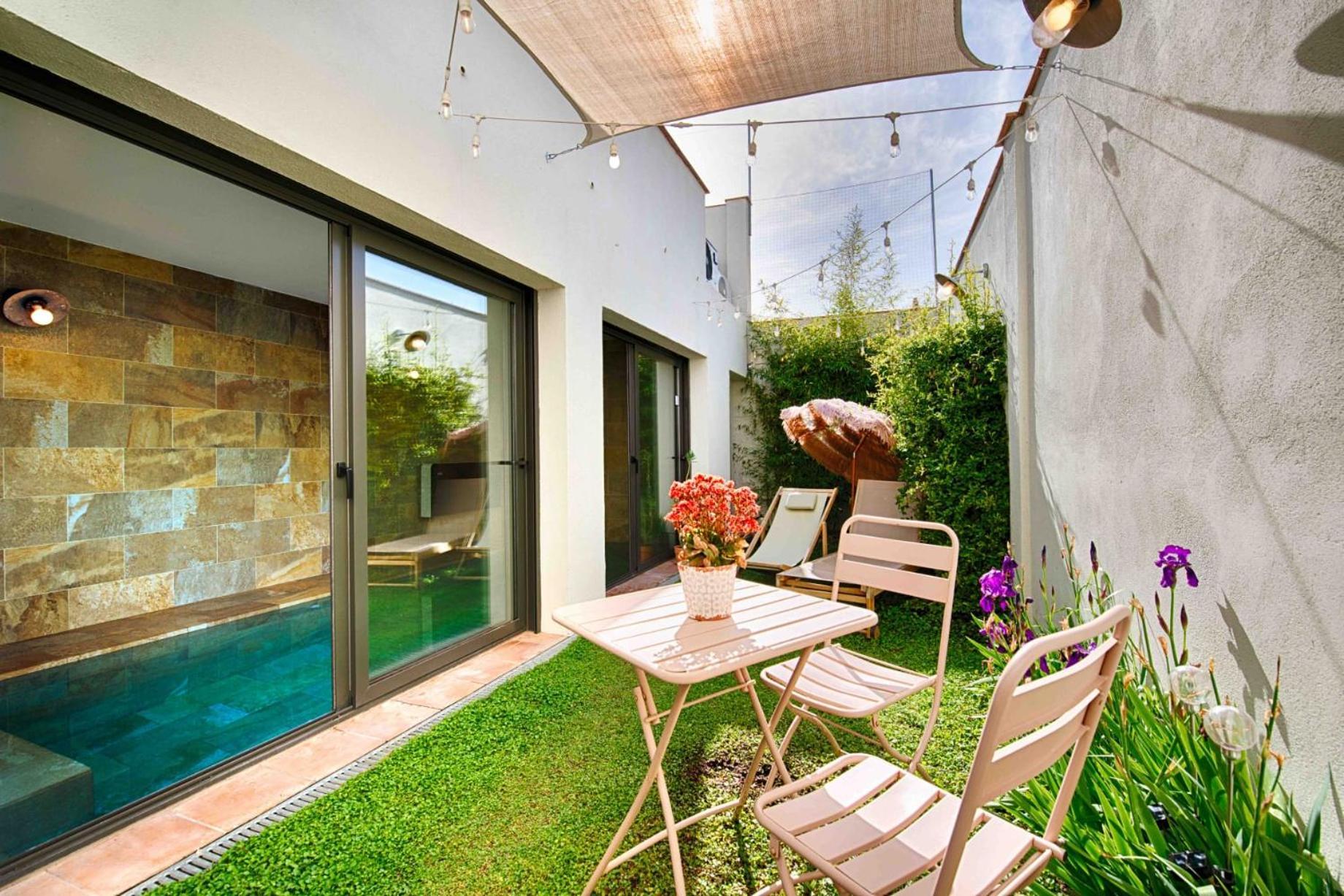 Loft Con Piscina Climatizada De Agua Salada Y Parking En El Centro De Figueres Lägenhet Figueres  Exteriör bild