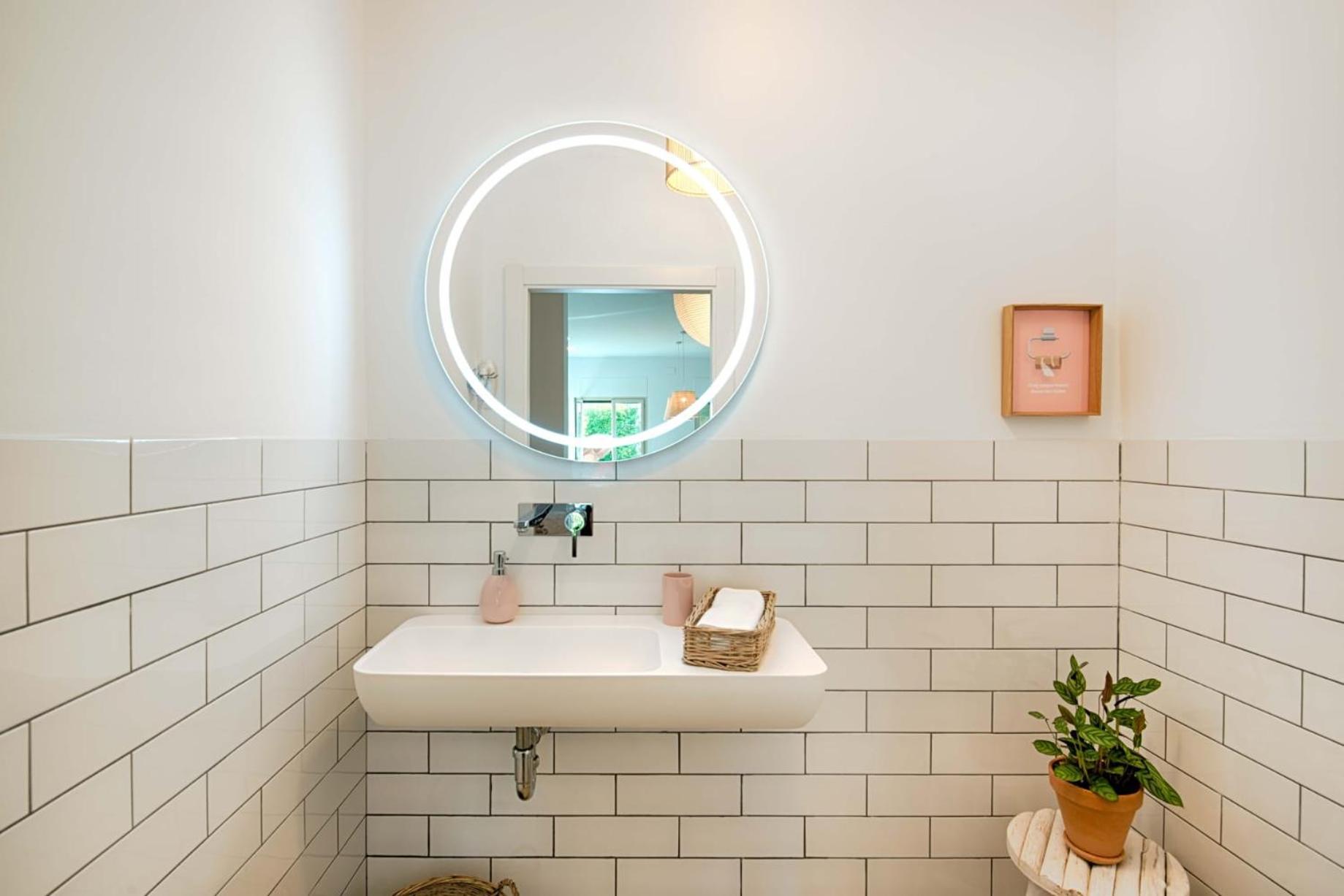 Loft Con Piscina Climatizada De Agua Salada Y Parking En El Centro De Figueres Lägenhet Figueres  Exteriör bild